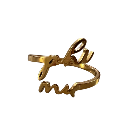 Amanda Script Ring